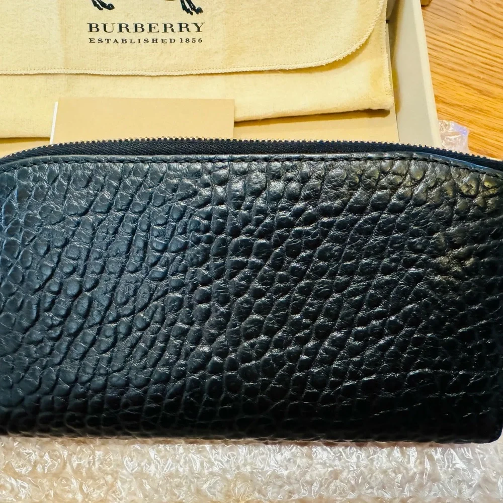 Burberry Original Authentic Wallet Pre-Loved - Picture 4 of 14